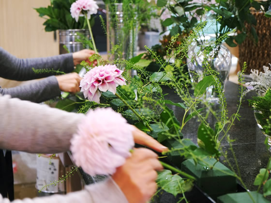 flower designed by 花市(hanaichi).